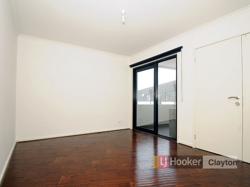 27/24-26 Burton Avenue, Clayton VIC 3168