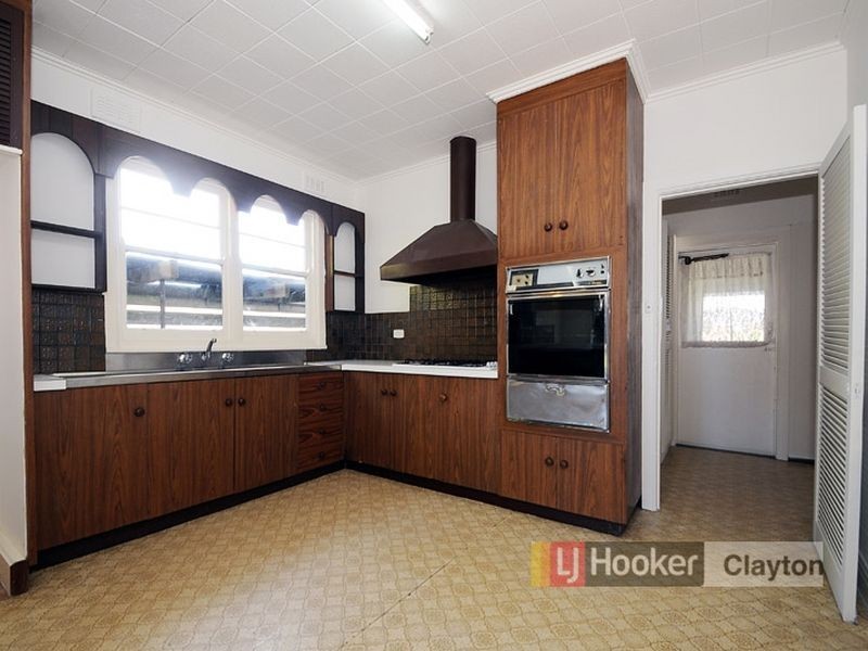 32 Springs Road, Clarinda VIC 3169