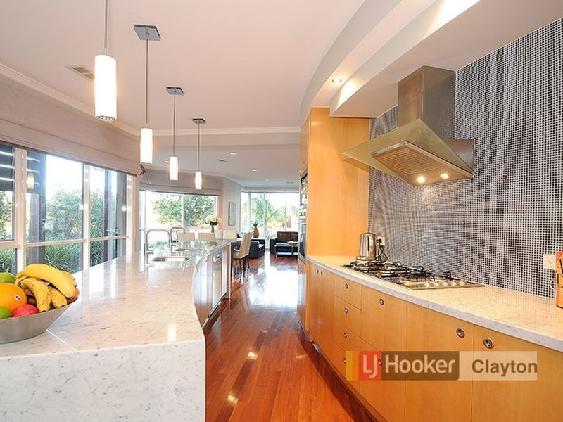 23 Burdekin Boulevard, Waterways VIC 3195