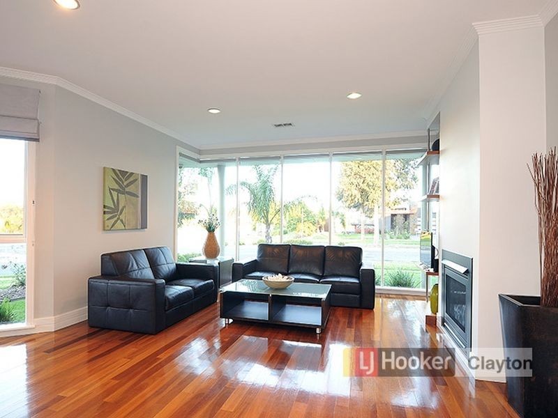 23 Burdekin Boulevard, Waterways VIC 3195