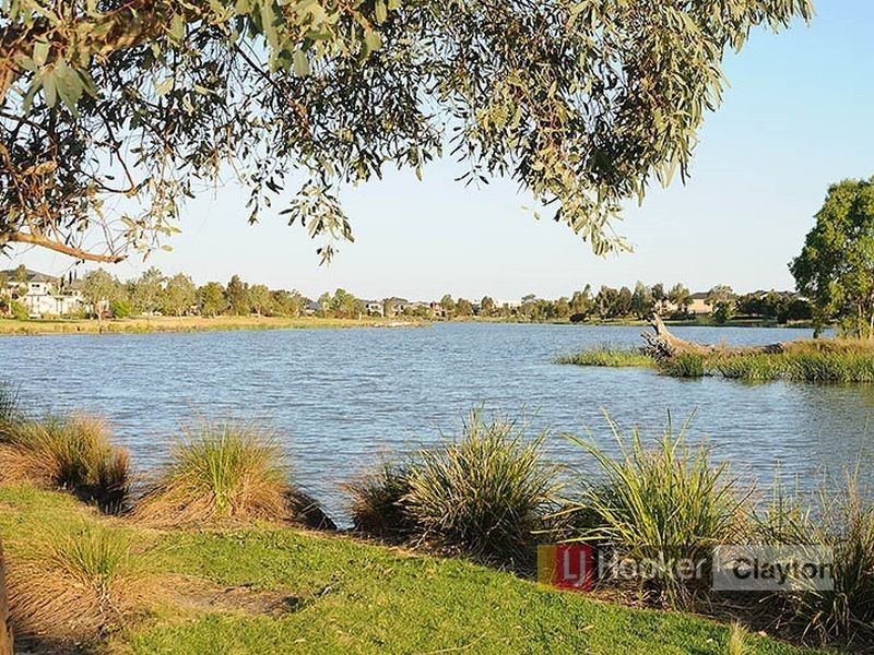 23 Burdekin Boulevard, Waterways VIC 3195