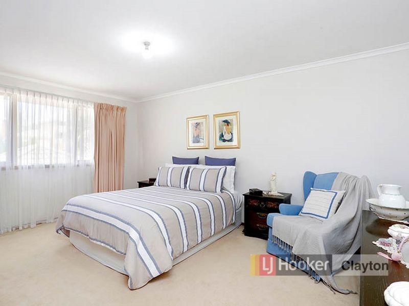 2 Katoomba Drive, Mulgrave VIC 3170