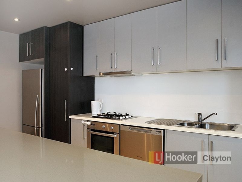 5 Botanic Drive, Clayton South VIC 3169