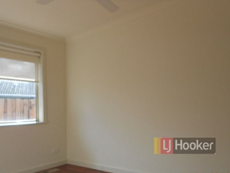 Unit 3/4 Moore Avenue, Clayton South VIC 3169