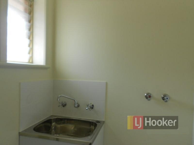 Unit 3/4 Moore Avenue, Clayton South VIC 3169