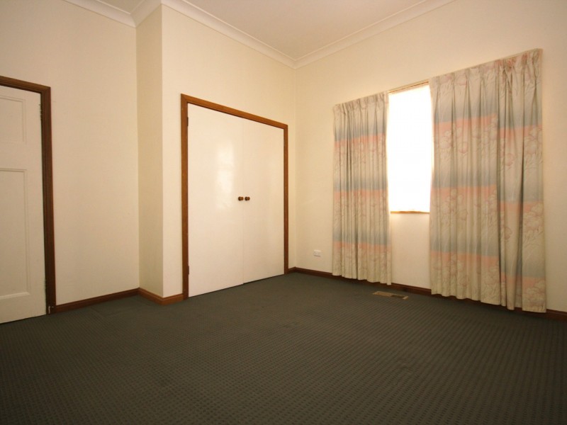 Unit 5/76 Madeleine Road, Clayton VIC 3168