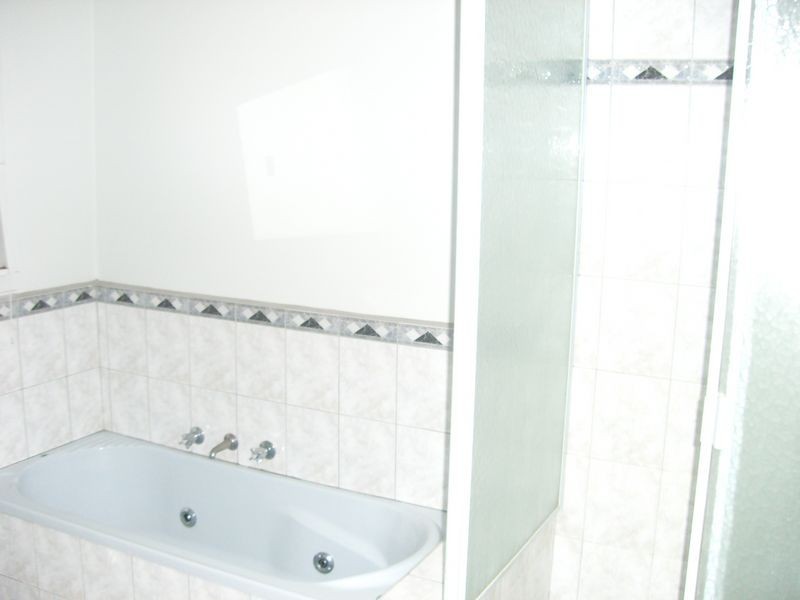 11 Monash Crescent, Clayton South VIC 3169