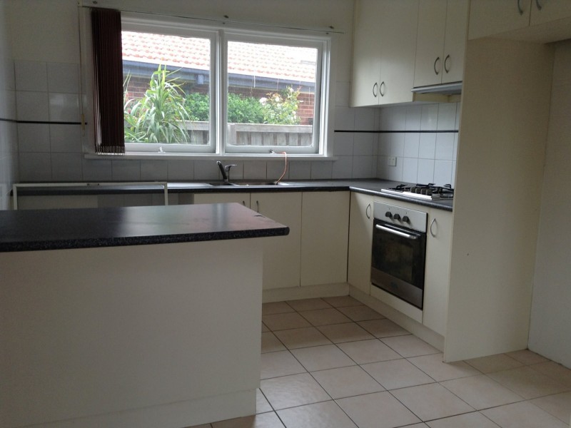 13a Brentwood Close, Clayton South VIC 3169