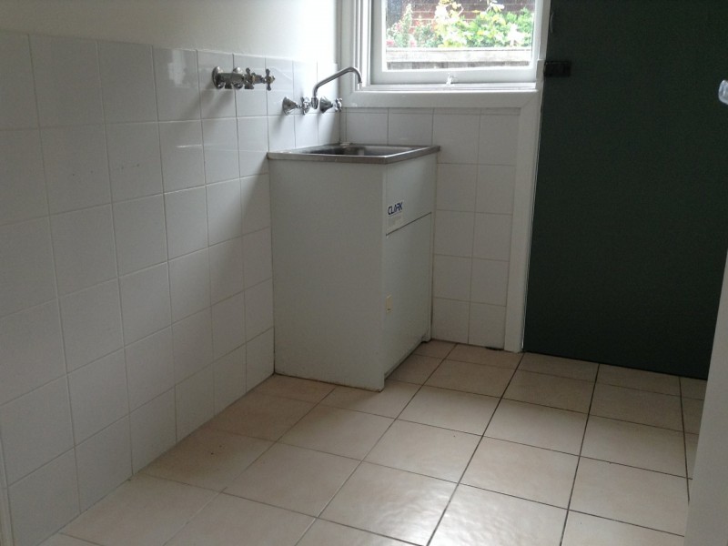 13a Brentwood Close, Clayton South VIC 3169