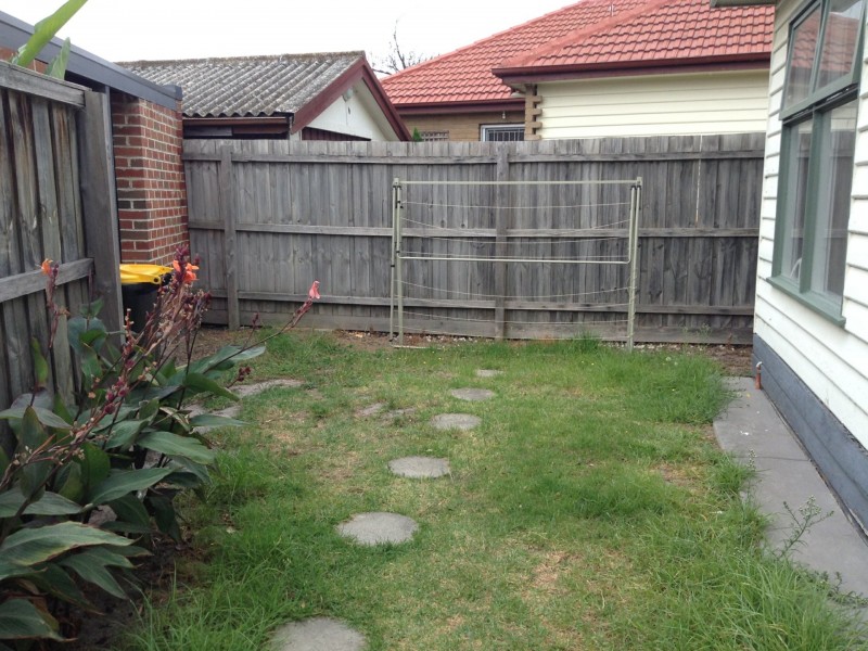 13a Brentwood Close, Clayton South VIC 3169