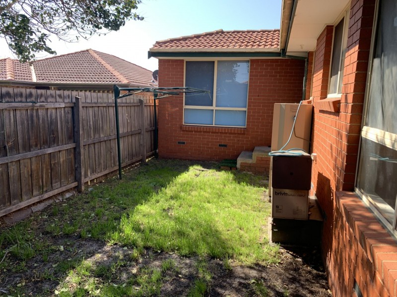 Unit 2/25 Hayden Road, Clayton South VIC 3169