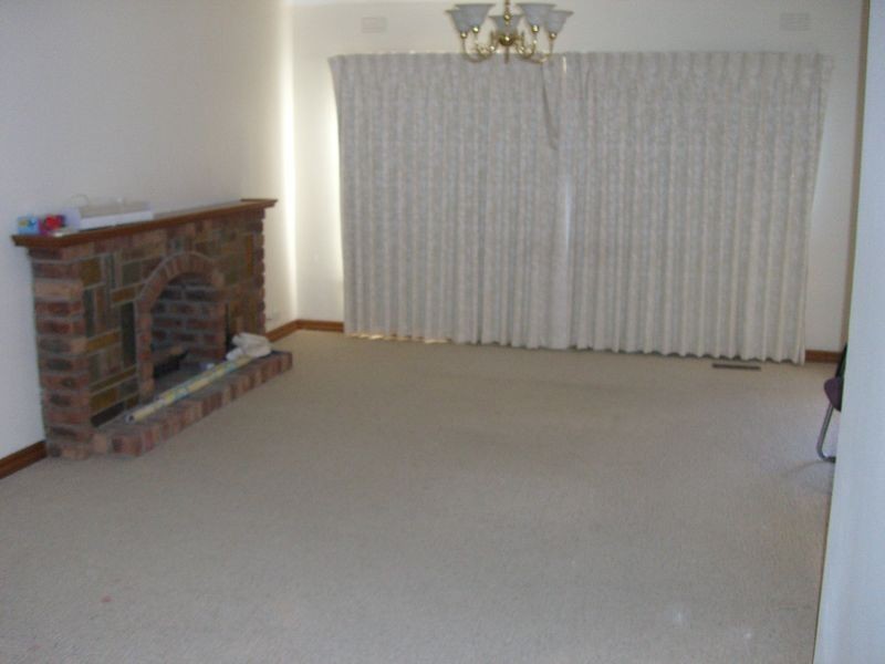 12 Lewis Street, Mount Waverley VIC 3149