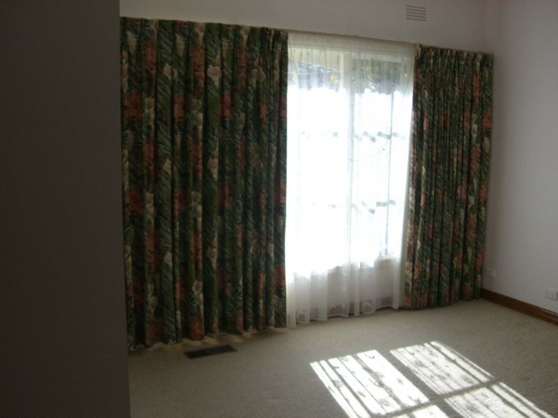 12 Lewis Street, Mount Waverley VIC 3149