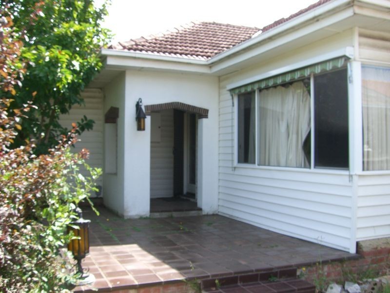 20 Glenbrook Avenue, Clayton VIC 3168