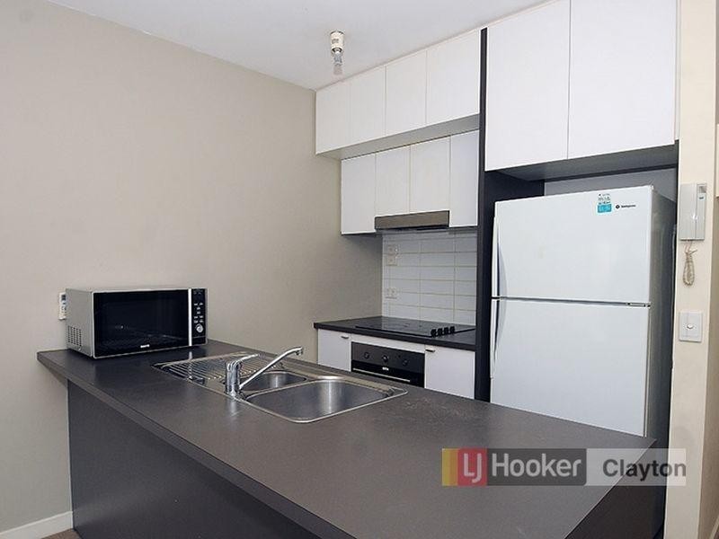 Apartment 22/1 Greenfield Drive, Clayton VIC 3168