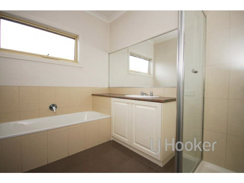 Unit 1/1372 Dandenong Road, Hughesdale VIC 3166