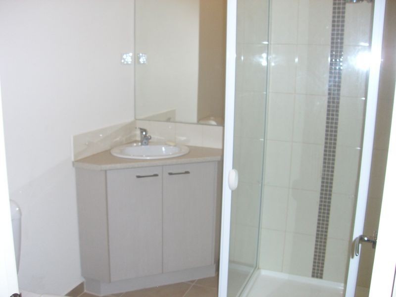 4B Lindsay Street, Clayton VIC 3168