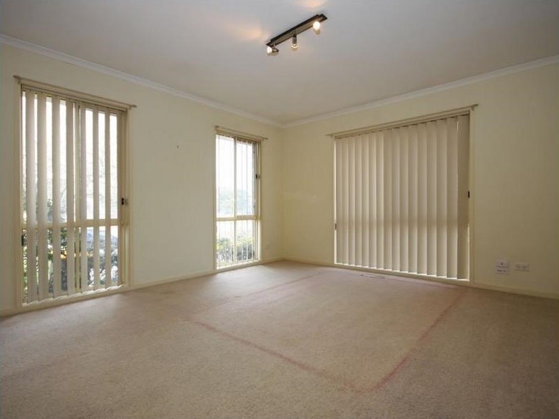 11 Harcourt Avenue, Mulgrave VIC 3170