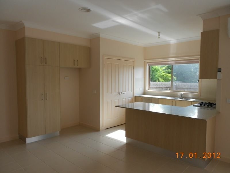 Unit 2/43 Madeleine Road, Clayton VIC 3168