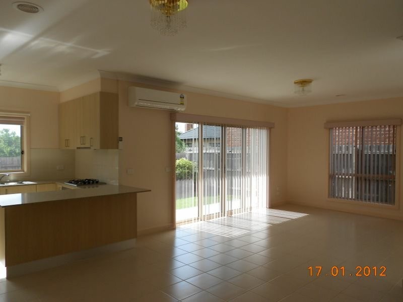 Unit 2/43 Madeleine Road, Clayton VIC 3168