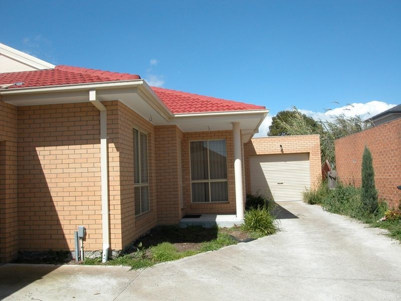 Unit 2/38 Koonawarra Street, Clayton VIC 3168