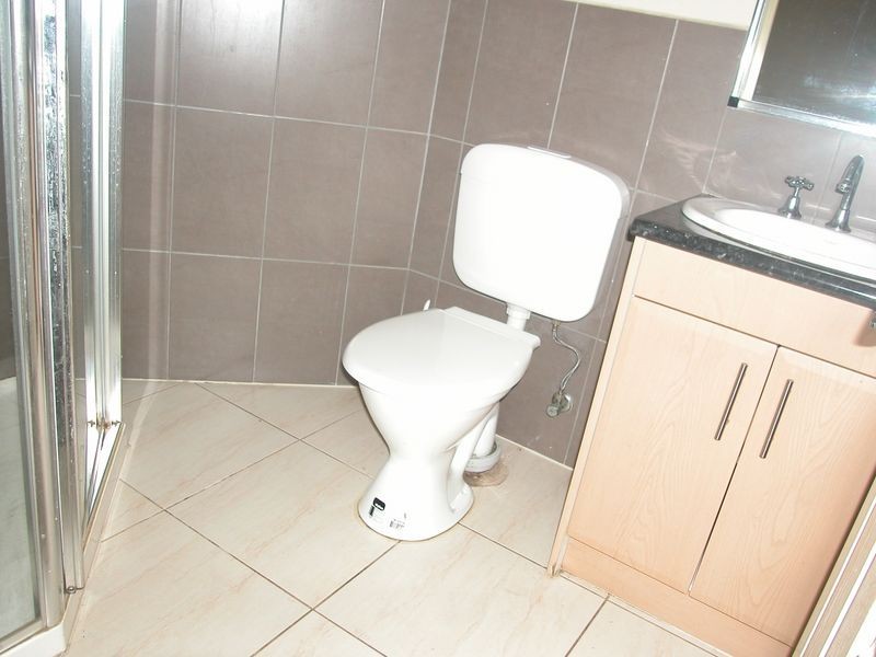 Unit 2/38 Koonawarra Street, Clayton VIC 3168