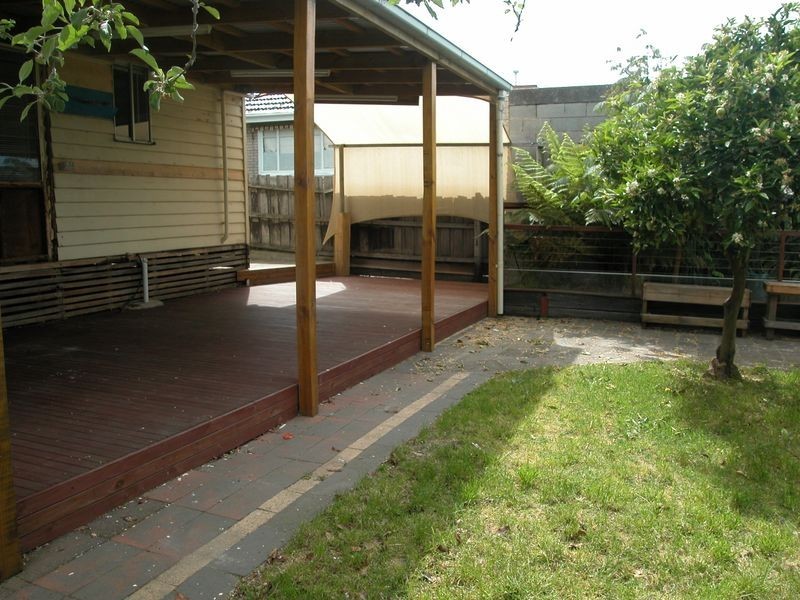 12 Hourigan Avenue, Clayton VIC 3168