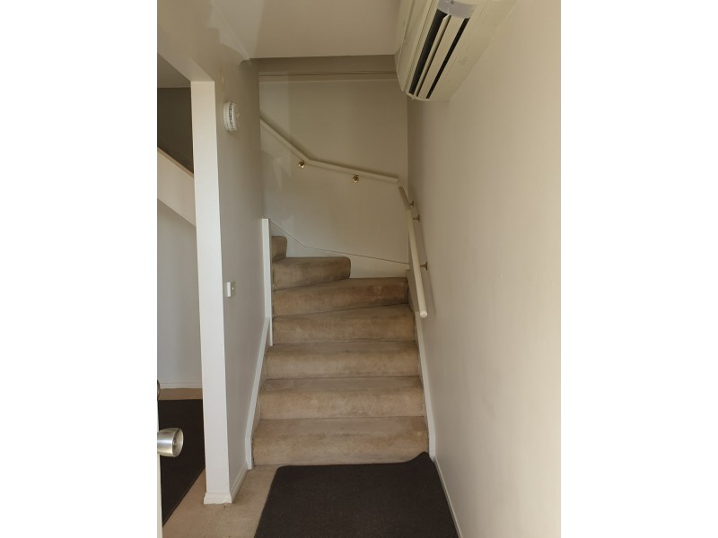 Unit 1/62 Madeleine Road, Clayton VIC 3168