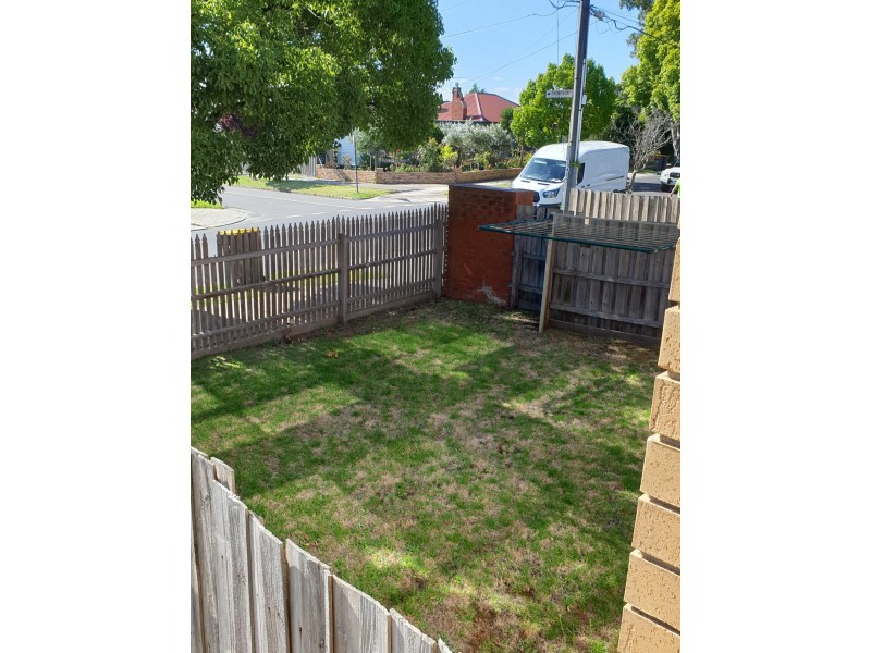 Unit 1/62 Madeleine Road, Clayton VIC 3168