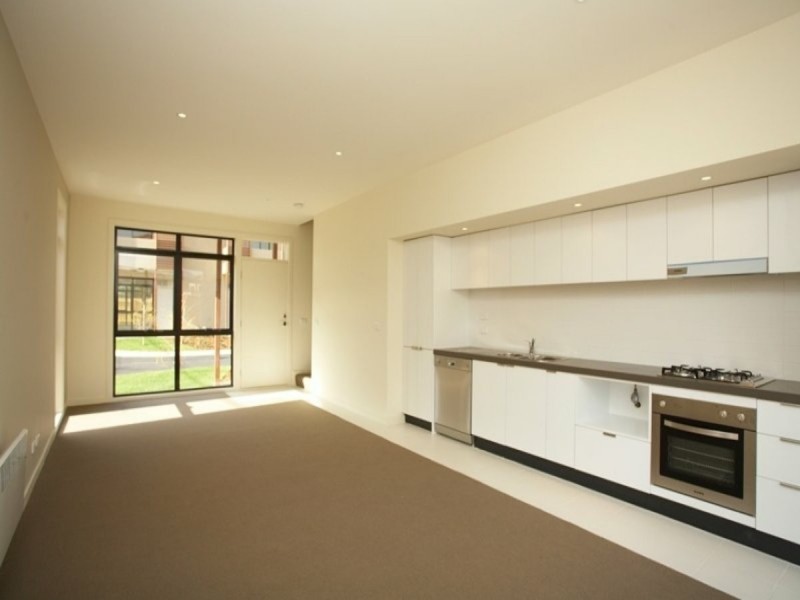 6 Brushbox Court, Clayton VIC 3168