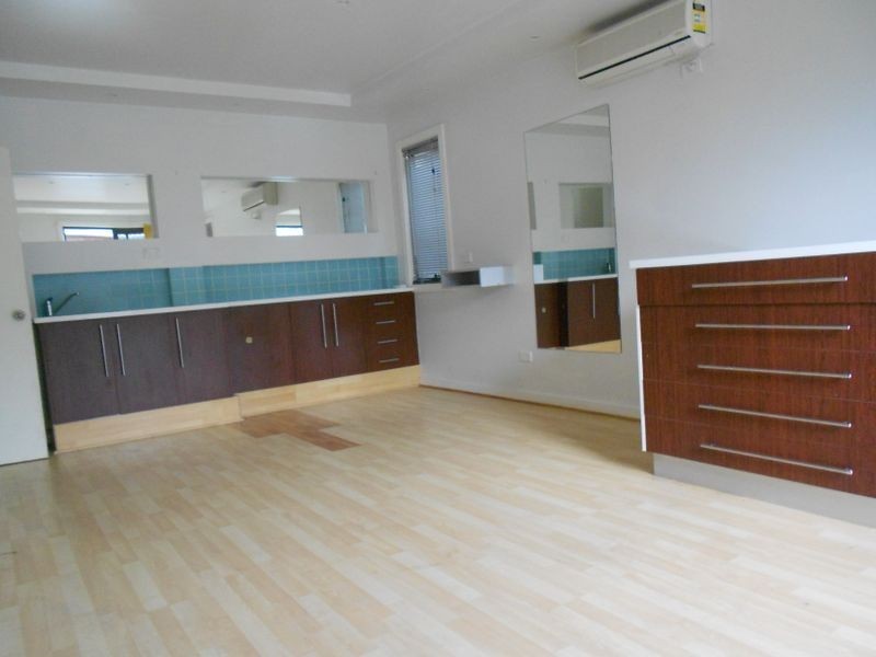 Unit 1/18 Knight Street, Clayton South VIC 3169