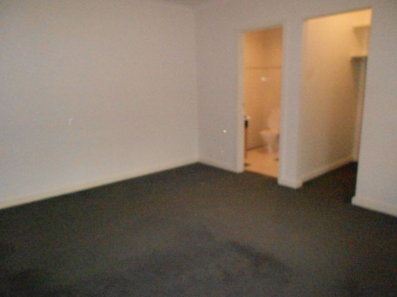 Unit 1/18 Knight Street, Clayton South VIC 3169