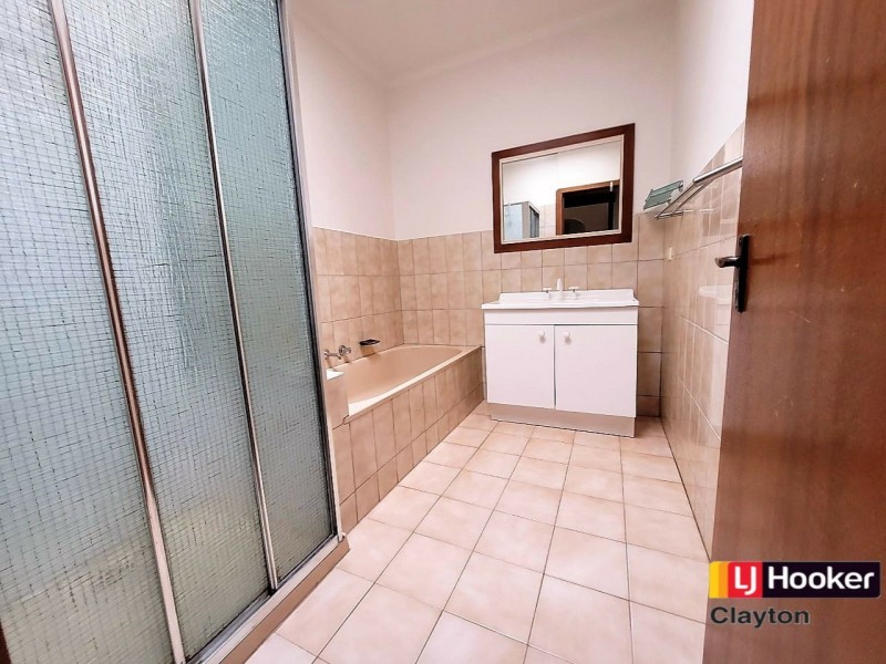 Unit 2/1444 North Road, Clayton VIC 3168