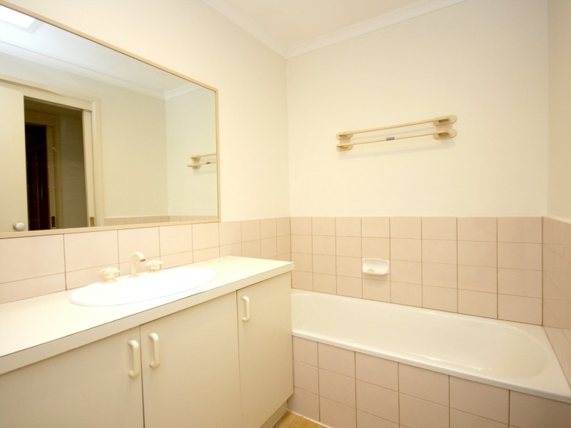 Unit 3/1474 North Road, Clayton VIC 3168