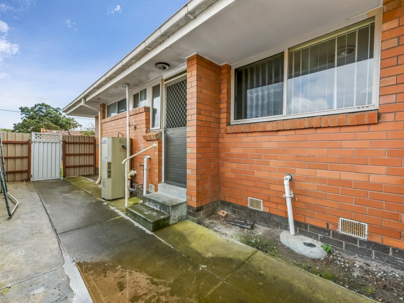 Unit 1/20 Moore Avenue, Clayton South VIC 3169
