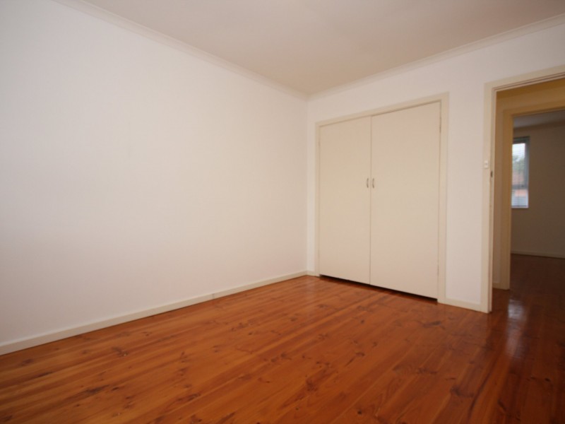 Unit 4/19 Oakes Avenue, Clayton South VIC 3169