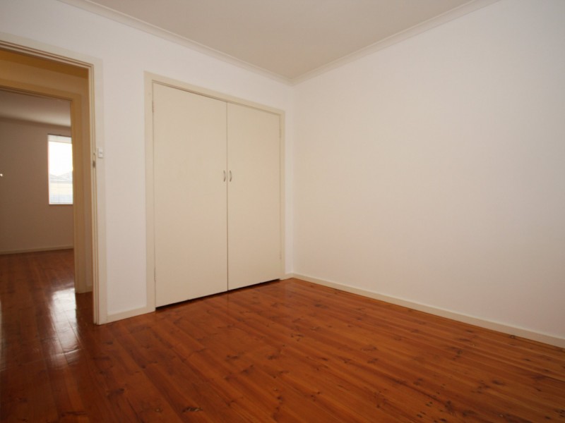 Unit 4/19 Oakes Avenue, Clayton South VIC 3169