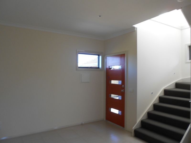 Unit 3/84 Kanooka Grove, Clayton VIC 3168