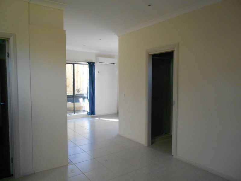 Unit 3/84 Kanooka Grove, Clayton VIC 3168