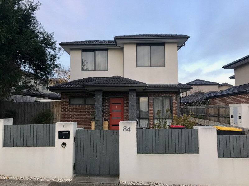 Unit 1/84 Kanooka Grove, Clayton VIC 3168