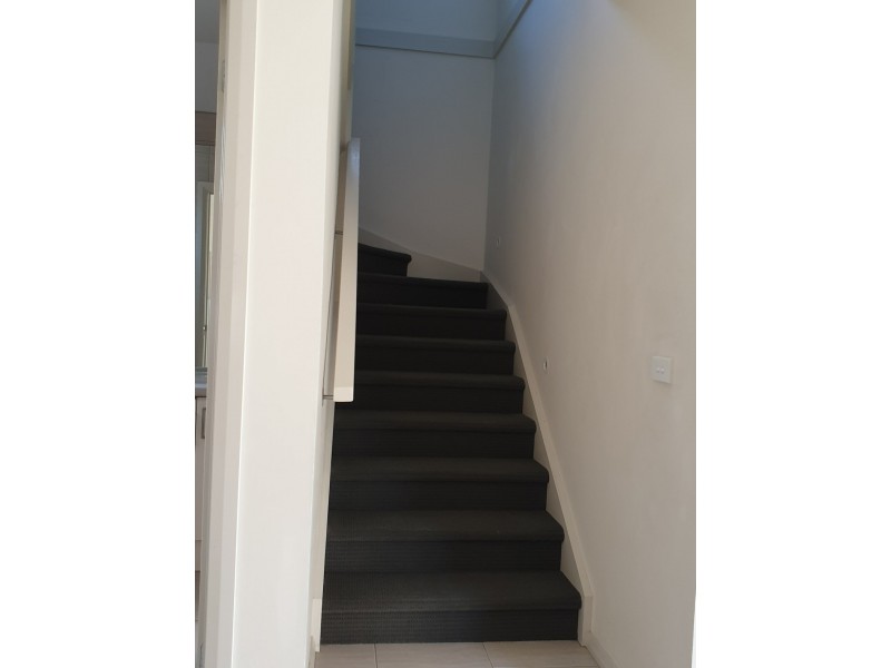 Unit 1/84 Kanooka Grove, Clayton VIC 3168