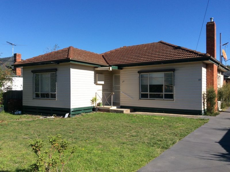 Unit 1/23 Kionga Street, Clayton VIC 3168