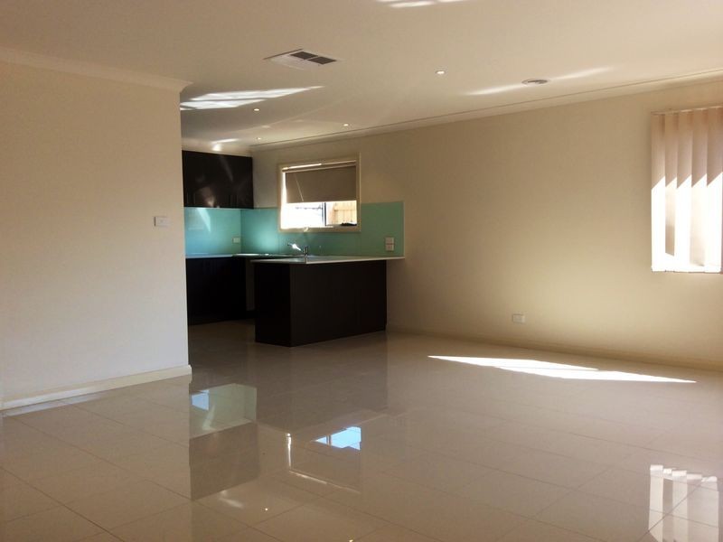 3 Tennyson Avenue, Clayton South VIC 3169