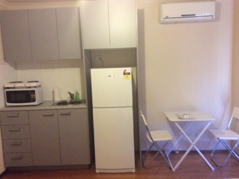 Room 2/15 Jacksons Road, Noble Park North VIC 3174