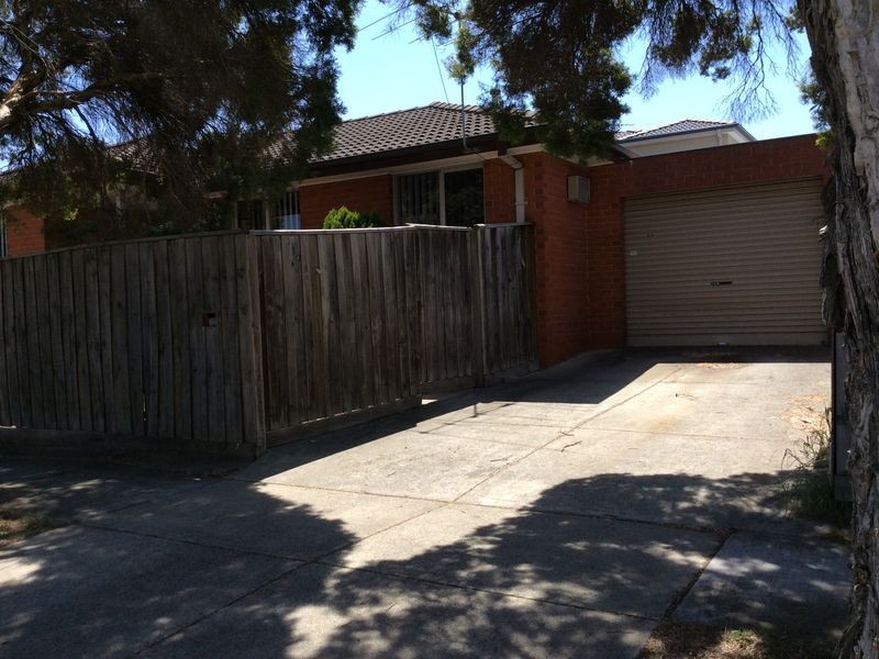Unit 2/35 Cambro Road, Clayton VIC 3168