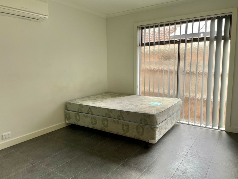 Studio 4/22 Bond Street, Clayton South VIC 3169