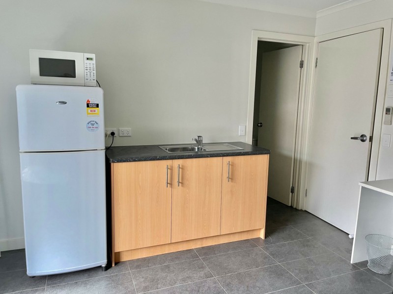 Studio 4/22 Bond Street, Clayton South VIC 3169