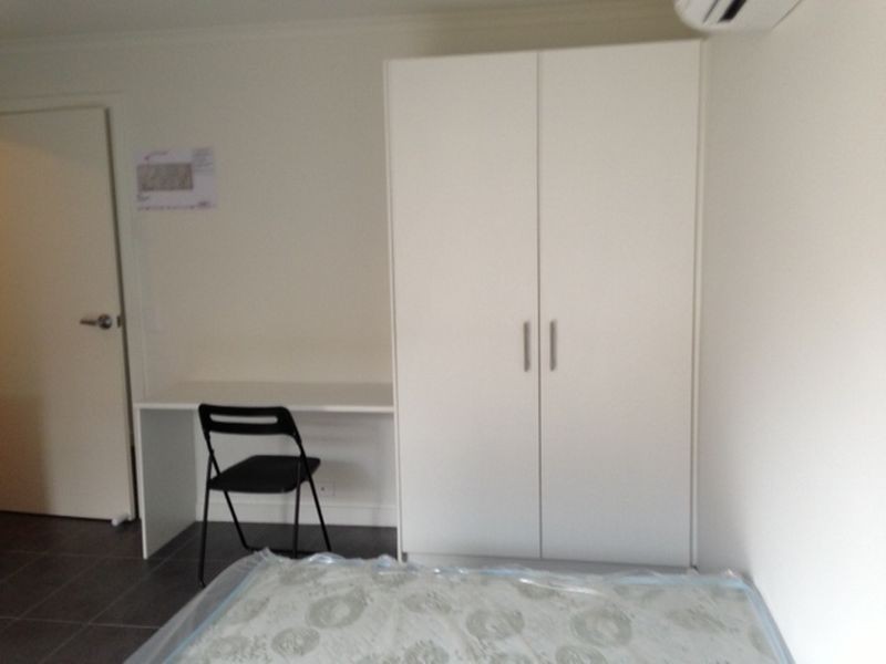 Room 8/22 Bond Street, Clayton South VIC 3169