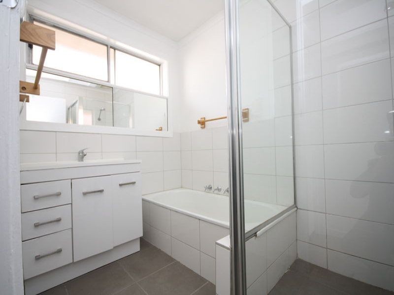 37 Monash Crescent, Clayton South VIC 3169