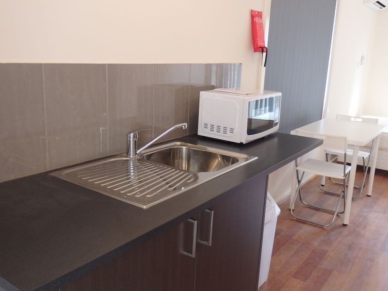 Studio 3/5 Rayhur Street, Clayton South VIC 3169